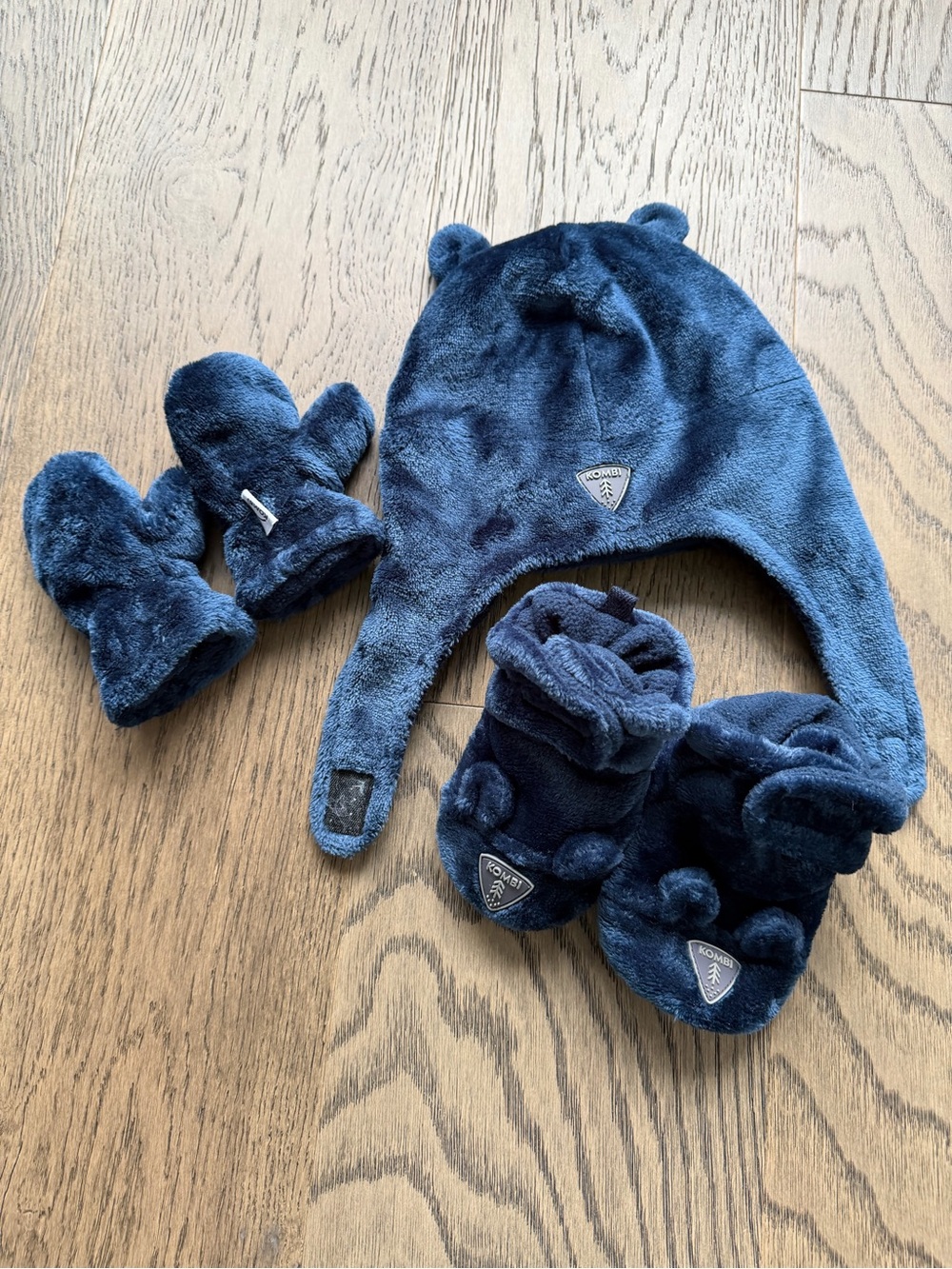 KOMBI Velboa Fleece Hat, Mitten and Bootie Set in Navy Blue, Size 12-24m